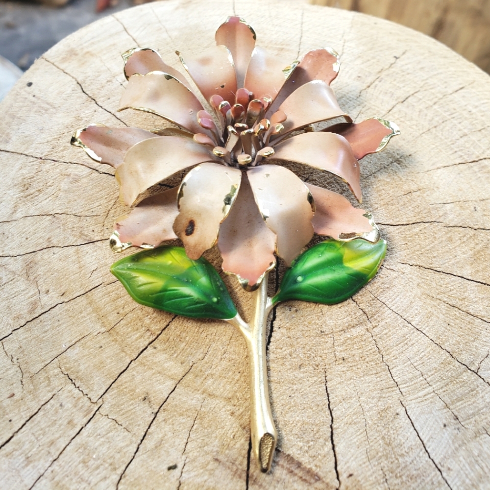 Vintage Painted Metal Flower Brooch Pin